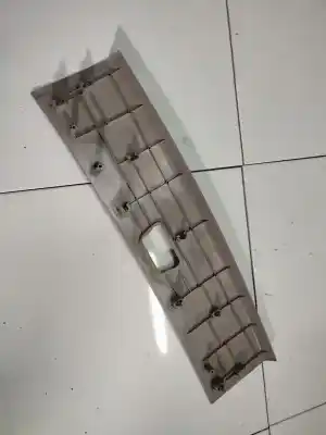 Pezzo di ricambio per auto di seconda mano plastica per volvo v50 (545) 1.6 d riferimenti oem iam 8683501  8683501, 11137