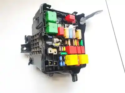Peça sobressalente para automóvel em segunda mão caixa de fusíveis e relés por peugeot 208 i (ca_, cc_) 1.2 vti 82 referências oem iam 96438