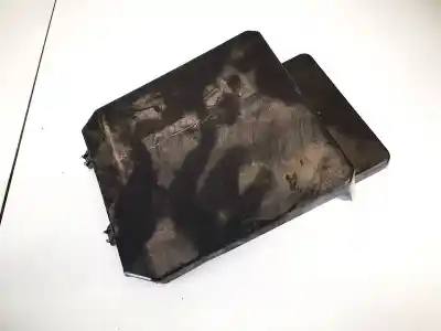 Peça sobressalente para automóvel em segunda mão plásticos por toyota corolla verso (zer_, zze12_, r1_) 2.2 d-4d (aur10_) referências oem iam 8679621010