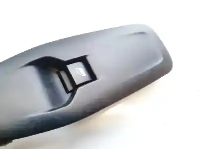 Peça sobressalente para automóvel em segunda mão botão / interruptor elevador vidro dianteiro esquerdo por peugeot 208 i (ca_, cc_) 1.2 vti 82 referências oem iam 98242560zd  