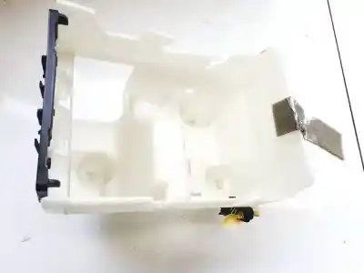 Peça sobressalente para automóvel em segunda mão plásticos por peugeot 208 i (ca_, cc_) 1.2 vti 82 referências oem iam 9674317480
