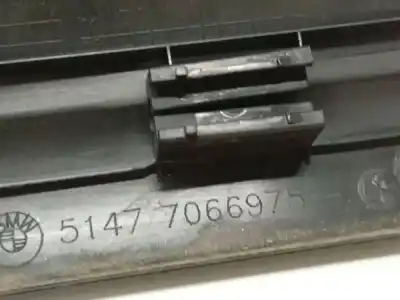 Pezzo di ricambio per auto di seconda mano plastica per bmw 1 (e81) 118 d riferimenti oem iam 51477066975  51477066975