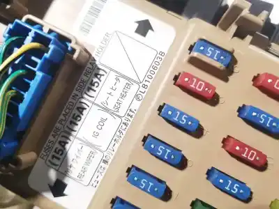 Second-hand car spare part fuse box unit for subaru forester (sg_) 2.0 x awd (sg5) oem iam references lb100603b  