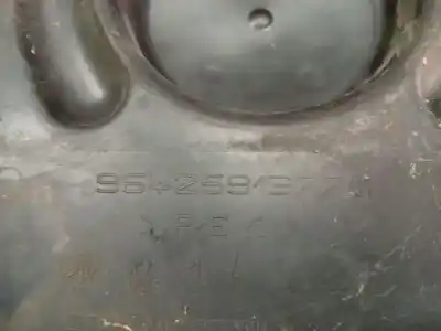 Pezzo di ricambio per auto di seconda mano plastica per peugeot 206 fastback (2a/c) 1.6 16v riferimenti oem iam 9642591377  9642591377