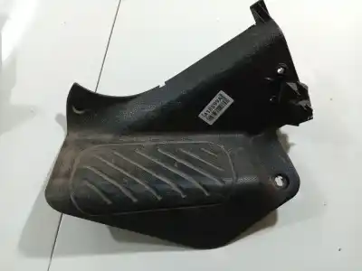 Peça sobressalente para automóvel em segunda mão plásticos por peugeot 406 (8b) 1.9 td referências oem iam 9616363277