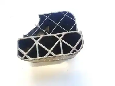 Peça sobressalente para automóvel em segunda mão plásticos por kia cee'd fastback (ed) 1.6 crdi 115 referências oem iam 823931h010