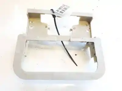 Peça sobressalente para automóvel em segunda mão plásticos por peugeot 406 (8b) 2.0 hdi 110 referências oem iam 9642151180