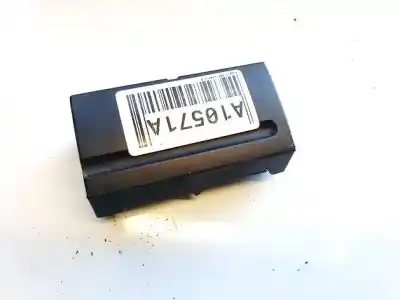 Peça sobressalente para automóvel em segunda mão plásticos por peugeot 406 (8b) 2.0 hdi 110 referências oem iam 963525177