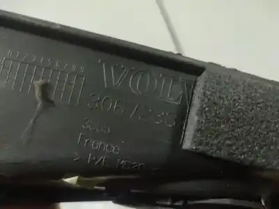 Pezzo di ricambio per auto di seconda mano plastica per volvo v50 (545) 1.6 d riferimenti oem iam 30672381  30672381, 3865, p e md20 , pemd20