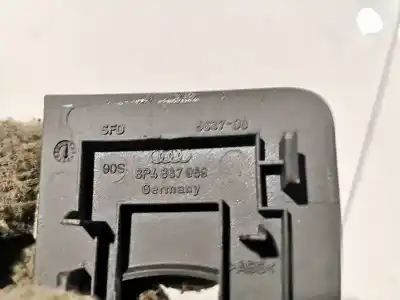 Автозапчасти б/у пластик за audi a3 (8p1) 2.0 tdi ссылки oem iam 8p4867969  