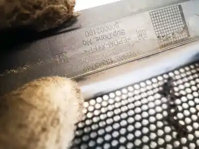 Pezzo di ricambio per auto di seconda mano plastica per bmw 3 (e30) m3 2.3 riferimenti oem iam 133403749  600002190