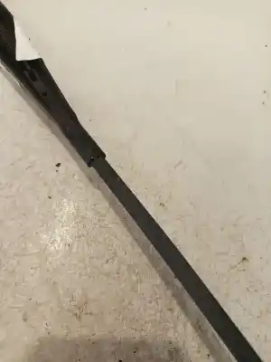 Second-hand car spare part left front windshield wiper arm for bmw 3 (e30) m3 2.3 oem iam references   