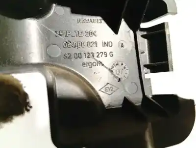 Pezzo di ricambio per auto di seconda mano plastica per renault kangoo (kc0/1_) 1.2 16v (kc05, kc06, kc03, kc0t, kc0w, kc1d) riferimenti oem iam 8200123279g  