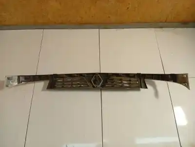 Автозапчастина б/у передня решіта для renault kangoo (kc0/1_) 1.2 16v (kc05, kc06, kc03, kc0t, kc0w, kc1d) посилання на oem iam 8200331208  