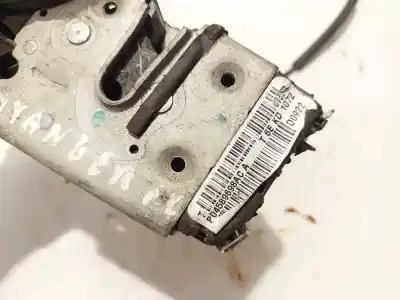 Second-hand car spare part left front door lock for dodge journey 2.0 16v crd cat oem iam references p04589698ac  t74kd2138