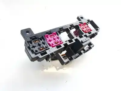 Peça sobressalente para automóvel em segunda mão caixa de fusíveis e relés por seat exeo st (3r5) (2009>) 2.0 tdi referências oem iam 8e0937503