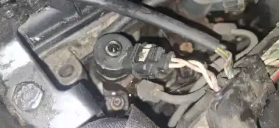 Peça sobressalente para automóvel em segunda mão injetor por peugeot 406 (8b) 2.0 hdi 110 referências oem iam 0445110062