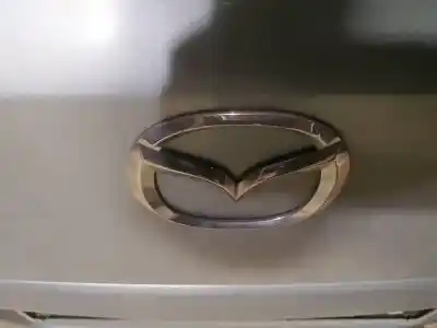 Peça sobressalente para automóvel em segunda mão emblema por mazda 2 (dy) 1.4 referências oem iam 