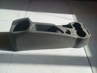 Автозапчасти б/у пластик за ford c-max (cb3) 1.6 tdci cat ссылки oem iam 7m51r045a36