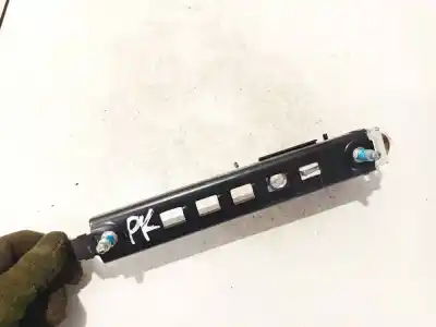 Pezzo di ricambio per auto di seconda mano gancio cintura anteriore sinistro per opel astra h (a04) 1.9 cdti (l48) riferimenti oem iam 13166032  
