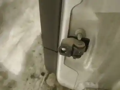 Pezzo di ricambio per auto di seconda mano cerniera per bmw 3 (e30) m3 2.3 riferimenti oem iam 