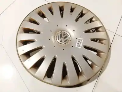 İkinci el araba yedek parçası HUB KAPAKLARI için VOLKSWAGEN PASSAT B6 (3C2) 2.0 TDI OEM IAM referansları 3C0601147B  