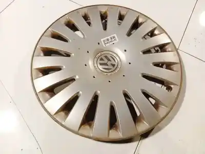 İkinci el araba yedek parçası HUB KAPAKLARI için VOLKSWAGEN PASSAT B6 (3C2) 2.0 TDI OEM IAM referansları 3C0601147B  