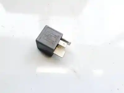 Peça sobressalente para automóvel em segunda mão relé para automóvel por seat exeo st (3r5) (2009>) 2.0 tdi referências oem iam 8d0951253