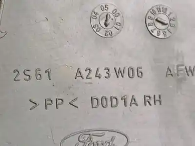 Автозапчасти б/у пластик за nissan bluebird hatchback (t72, t12) 1.6 ссылки oem iam 2s61a243w06  2s61 a243w06