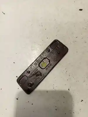 Pezzo di ricambio per auto di seconda mano plastica per opel kadett e fastback (t85) 1.4 s (c08, c48, d08, d48) riferimenti oem iam 151523101  15.1523.101, 3d0 857 185 a, 3d0857185a