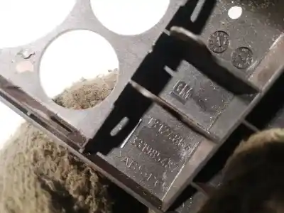 Pezzo di ricambio per auto di seconda mano plastica per bmw 3 (e30) m3 2.3 riferimenti oem iam 331985437  13127864