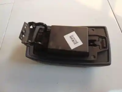 Автозапчасти б/у центральный подлокотник за nissan bluebird hatchback (t72, t12) 1.6 ссылки oem iam   