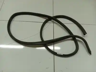 Peça sobressalente para automóvel em segunda mão junta vedante da porta por bmw 1 (e81) 118 d referências oem iam 