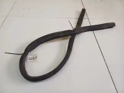 Peça sobressalente para automóvel em segunda mão junta vedante da porta por opel combo 1.7 16v cdti referências oem iam 