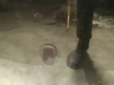 Second-hand car spare part plastics for nissan bluebird hatchback (t72, t12) 1.6 oem iam references 