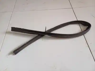 Автозапчастина б/у контур дверей гума для nissan bluebird hatchback (t72, t12) 1.6 посилання на oem iam fiesta208214