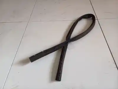 Автозапчастина б/у контур дверей гума для nissan bluebird hatchback (t72, t12) 1.6 посилання на oem iam fiesta208214  fiesta 2082 1.4