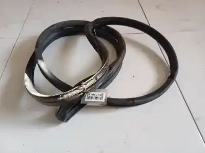 Tweedehands auto-onderdeel deurcontour rubber voor honda fr-v (be) 2.2 i ctdi (be5) oem iam-referenties 