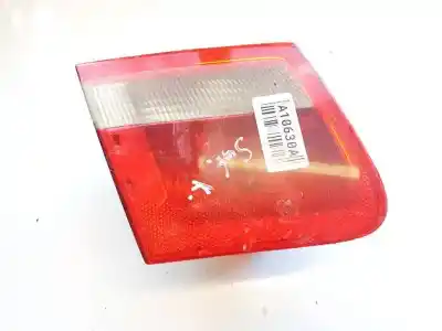 Peça sobressalente para automóvel em segunda mão farolim interior traseiro esquerdo por bmw 3 touring (e46) 320 d referências oem iam 63218368759