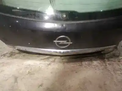 Peça sobressalente para automóvel em segunda mão puxador exterior de mala por opel astra h (a04) 1.9 cdti (l48) referências oem iam  Peça sobressalente para automóvel em segunda mão puxador exterior de mala por opel astra h (a04) 1.9 cdti (l48) referências oem iam