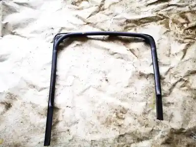 Peça sobressalente para automóvel em segunda mão junta vedante da porta por citroen c3 ii (sc_) 1.4 hdi 70 (sc8hzc, sc8hr0, sc8hp4) referências oem iam 