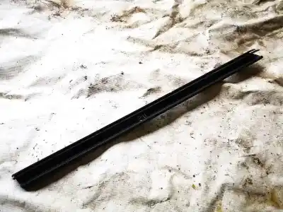 Peça sobressalente para automóvel em segunda mão plásticos por citroen c3 ii (sc_) 1.4 hdi 70 (sc8hzc, sc8hr0, sc8hp4) referências oem iam 