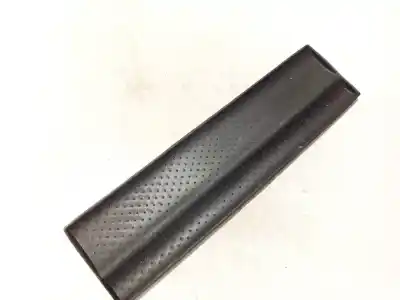 Peça sobressalente para automóvel em segunda mão plásticos por volvo v50 (545) 2.0 d referências oem iam 9918200481