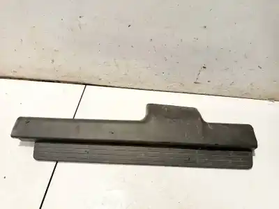 Pezzo di ricambio per auto di seconda mano plastica per audi 200 c2 sedán (437, 438) 2.1 5e riferimenti oem iam 7616068k00