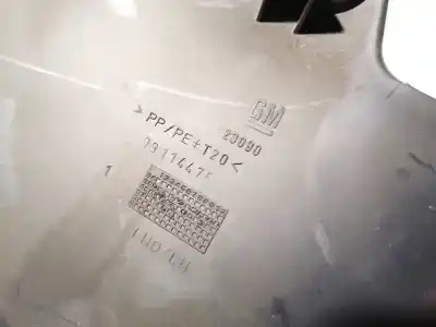 Pezzo di ricambio per auto di seconda mano plastica per opel combo 1.7 16v cdti riferimenti oem iam 09114476  