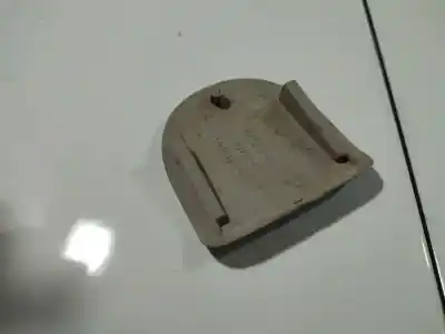 Peça sobressalente para automóvel em segunda mão plásticos por opel omega b 2.0 16v cat (x 20 xev / l34) referências oem iam 90563245