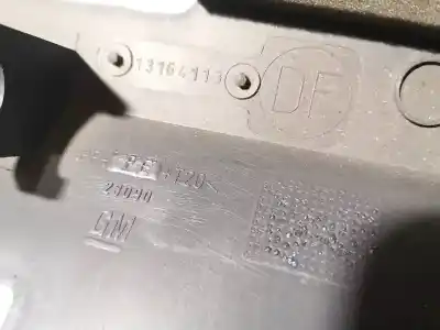 Pezzo di ricambio per auto di seconda mano plastica per opel combo 1.7 16v cdti riferimenti oem iam 13164113  23090