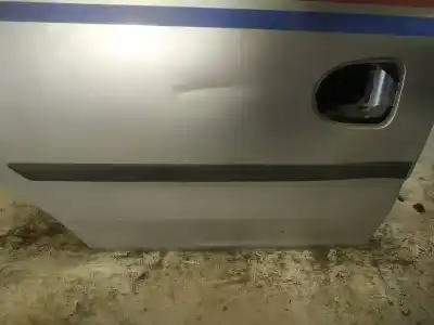 Pezzo di ricambio per auto di seconda mano plastica per opel combo 1.7 16v cdti riferimenti oem iam   