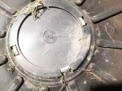 Pezzo di ricambio per auto di seconda mano coprimozzi per opel combo 1.7 16v cdti riferimenti oem iam   