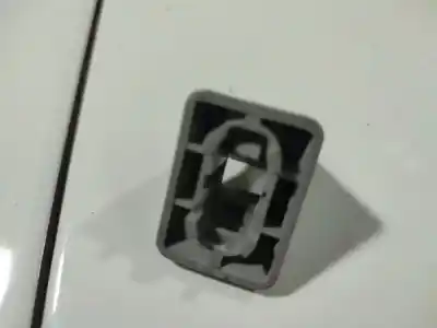 Pezzo di ricambio per auto di seconda mano pezzi vari per bmw 3 (e30) m3 2.3 riferimenti oem iam 720636  720636